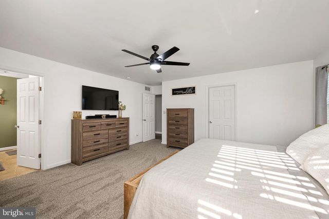 70 W DEER TRAIL RD, Clayton, DE 19938