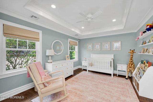 28 Lockwood Place, Fair Haven, NJ 07704