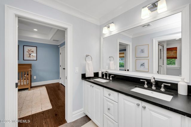28 Lockwood Place, Fair Haven, NJ 07704