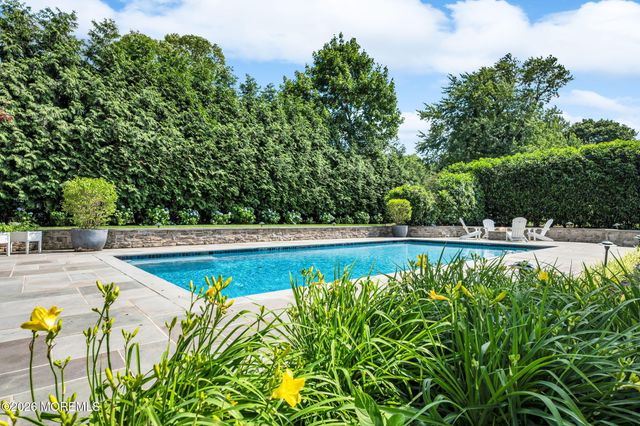 28 Lockwood Place, Fair Haven, NJ 07704