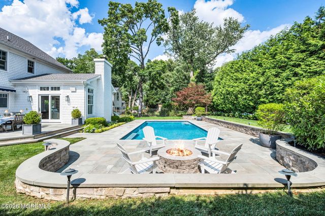 28 Lockwood Place, Fair Haven, NJ 07704