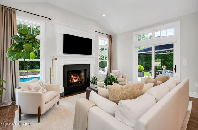 28 Lockwood Place, Fair Haven, NJ 07704