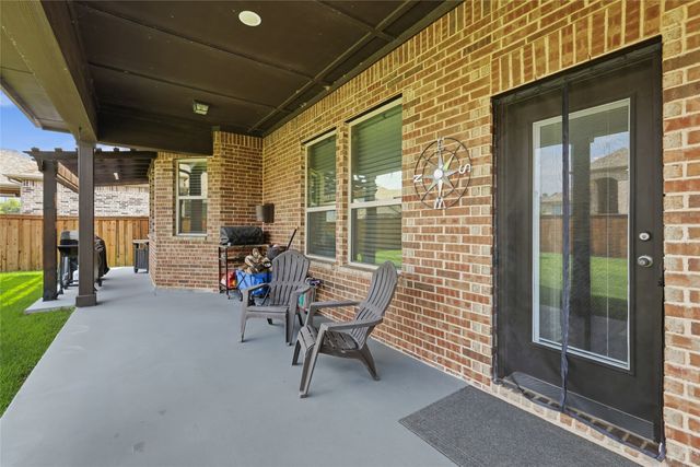 1203 White Squall Trail, Arlington, TX 76005