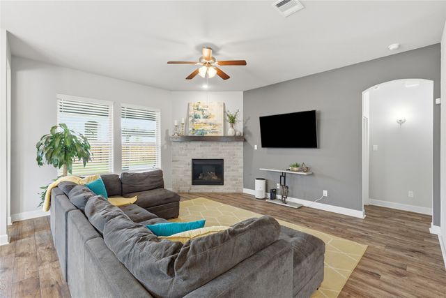 1203 White Squall Trail, Arlington, TX 76005