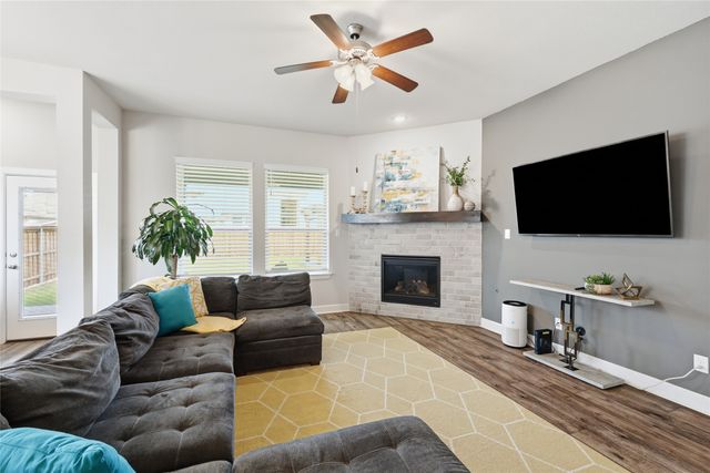 1203 White Squall Trail, Arlington, TX 76005