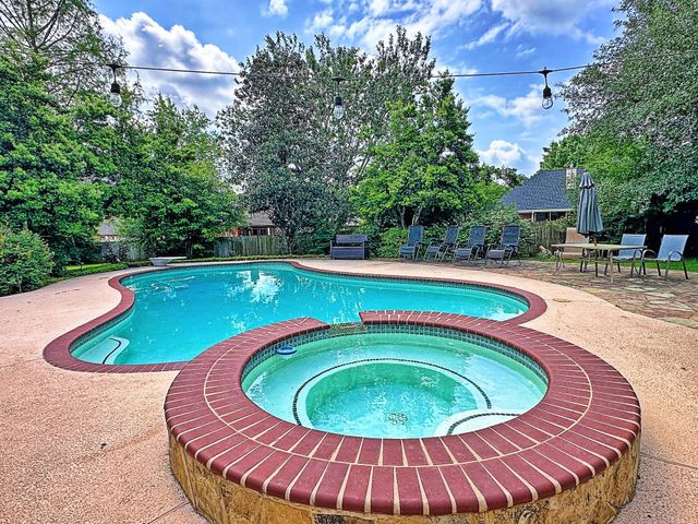 912 Van Winkle Circle, Athens, TX 75751