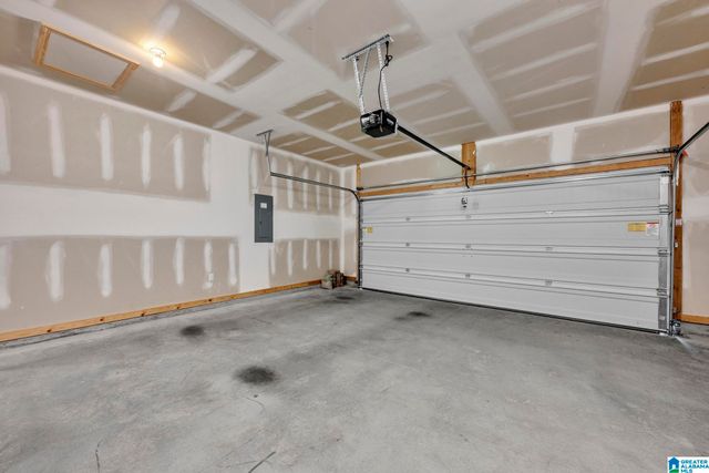 5610 POST OAK TRAIL, Bessemer, AL 35022