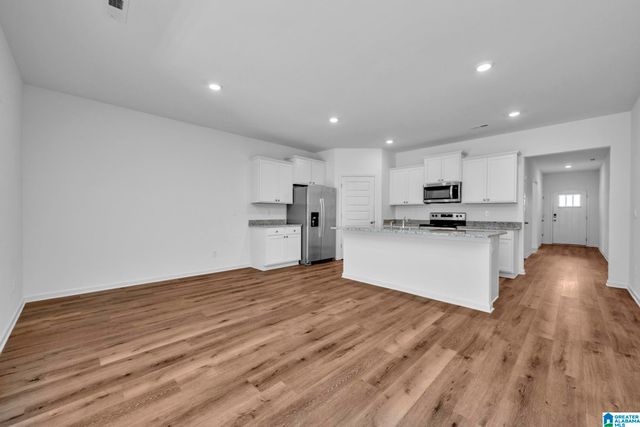 5610 POST OAK TRAIL, Bessemer, AL 35022