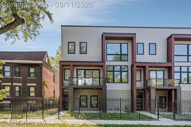 8740 2nd Avenue, Detroit, MI 48202