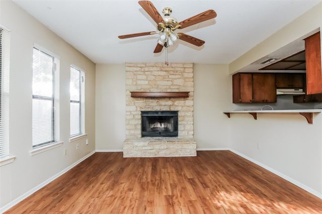 1813 Rawhide DR, Round Rock, TX 78681