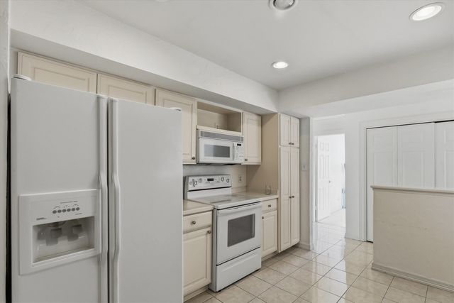 5200 Keller Springs Road 1315, Dallas, TX 75248