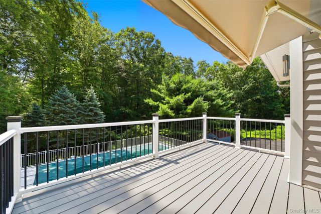27 Casse Court, Mahopac, NY 10541