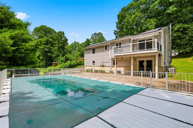 27 Casse Court, Mahopac, NY 10541