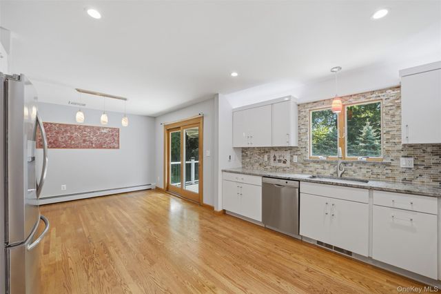 27 Casse Court, Mahopac, NY 10541