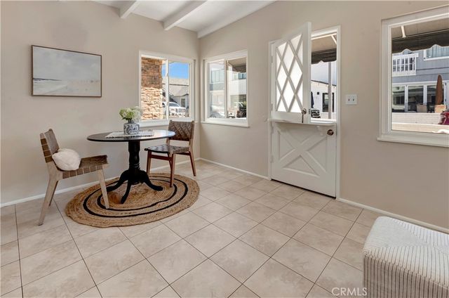 213 33rd Street, Newport Beach, CA 92663