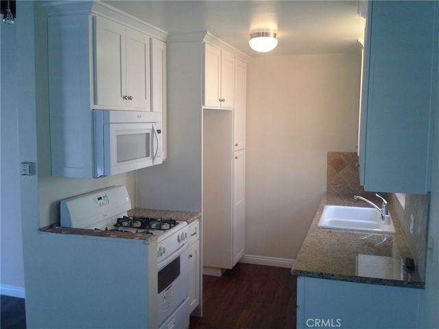 213 33rd Street, Newport Beach, CA 92663