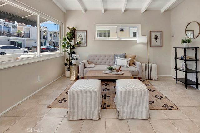213 33rd Street, Newport Beach, CA 92663