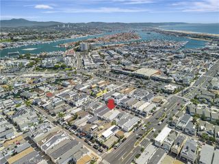 213 33rd Street, Newport Beach, CA 92663