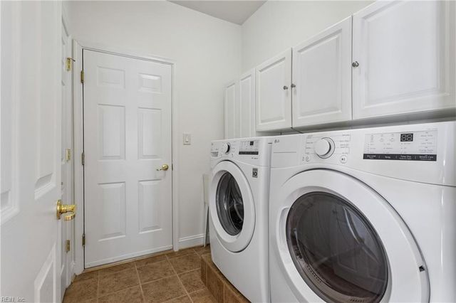 4232 Old Lock RD, Williamsburg, VA 23188