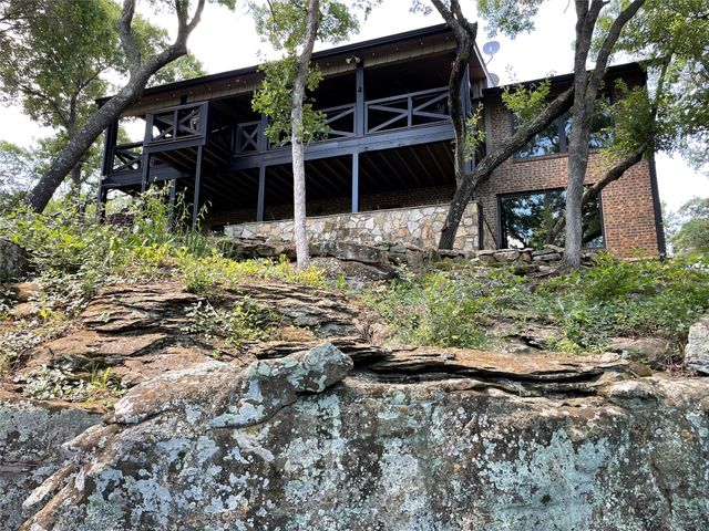 8550 Lakewood Drive, Brownwood, TX 76801