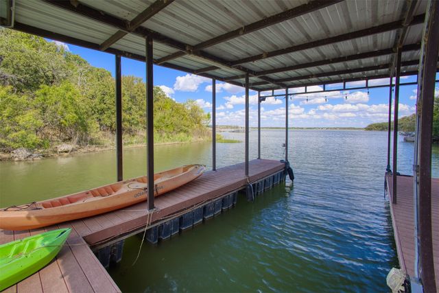 8550 Lakewood Drive, Brownwood, TX 76801