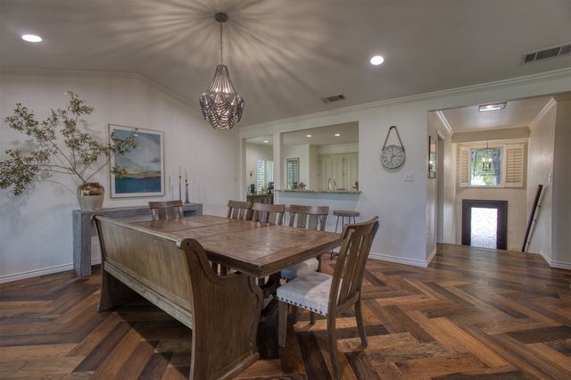 8550 Lakewood Drive, Brownwood, TX 76801