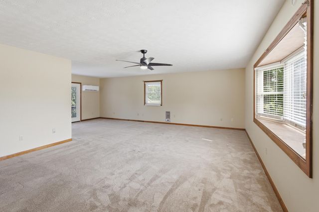 205 Sharon Drive, Ledbetter, KY 42058