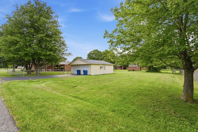 205 Sharon Drive, Ledbetter, KY 42058