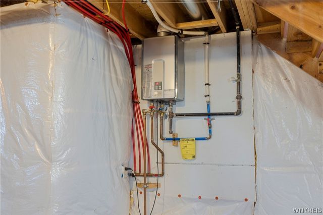 98 Fox Street, Buffalo, NY 14212