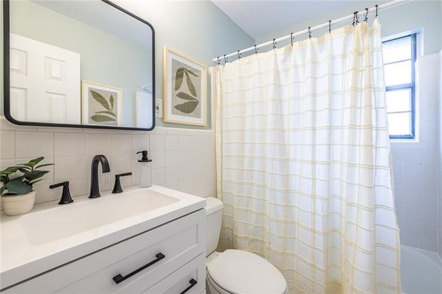 410 Candler Park NE Drive H-7, Atlanta, GA 30307