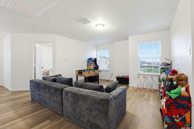 3813 Annalise Ave, Seguin, TX 78155