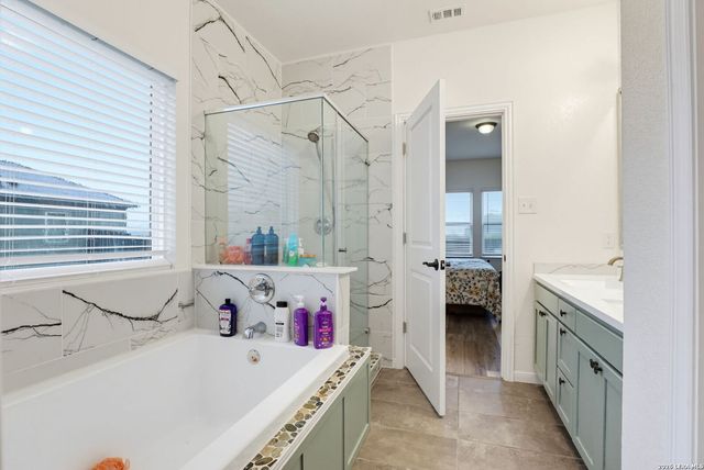 3813 Annalise Ave, Seguin, TX 78155