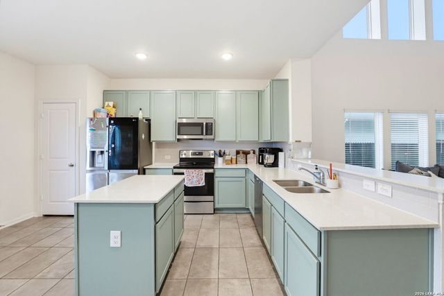 3813 Annalise Ave, Seguin, TX 78155