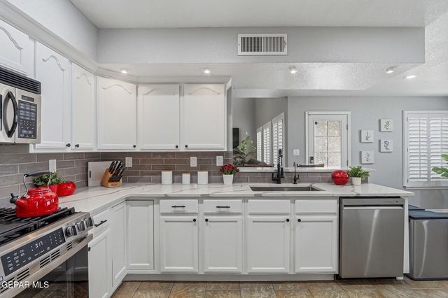 12425 TIERRA CIPRES Drive, El Paso, TX 79938