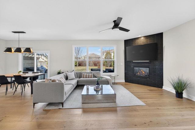 9483 Ashbury LANE, Pleasant Prairie, WI 53158