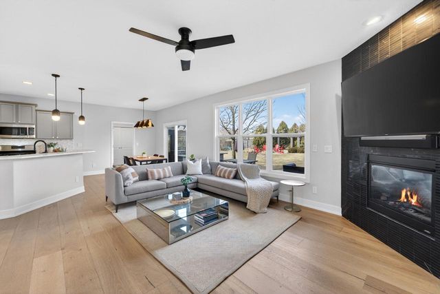 9483 Ashbury LANE, Pleasant Prairie, WI 53158