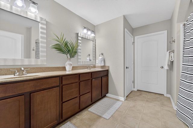 9483 Ashbury LANE, Pleasant Prairie, WI 53158