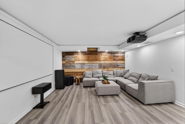 9483 Ashbury LANE, Pleasant Prairie, WI 53158