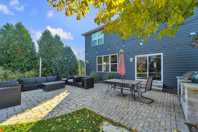 9483 Ashbury LANE, Pleasant Prairie, WI 53158