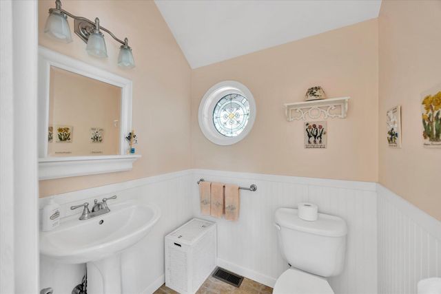 27 Sandpiper Circle, Teaticket, MA 02536