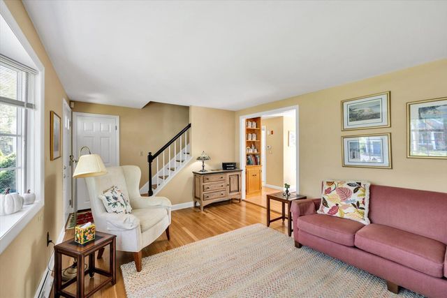 27 Sandpiper Circle, Teaticket, MA 02536