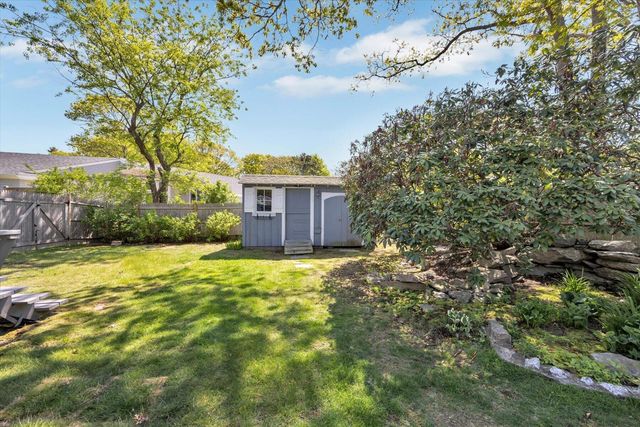 27 Sandpiper Circle, Teaticket, MA 02536