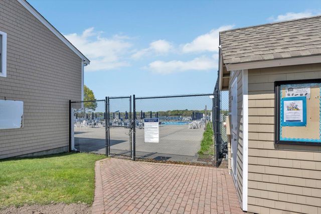 27 Sandpiper Circle, Teaticket, MA 02536