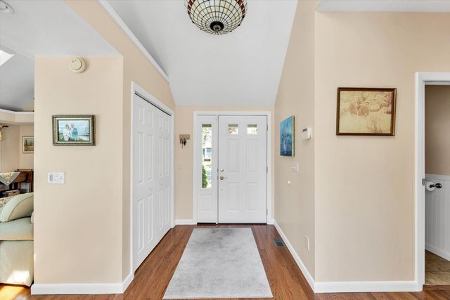 27 Sandpiper Circle, Teaticket, MA 02536