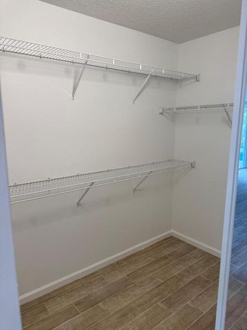 106 Pepper Tree Crescent, Royal Palm Beach, FL 33411