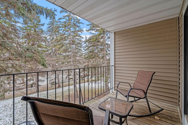 4151 Boone Avenue N 203, New Hope, MN 55427