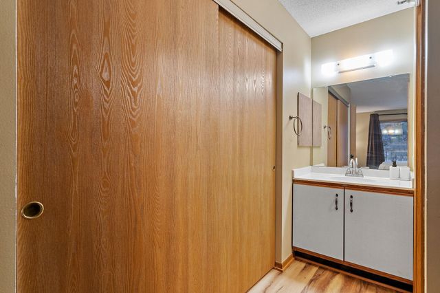 4151 Boone Avenue N 203, New Hope, MN 55427