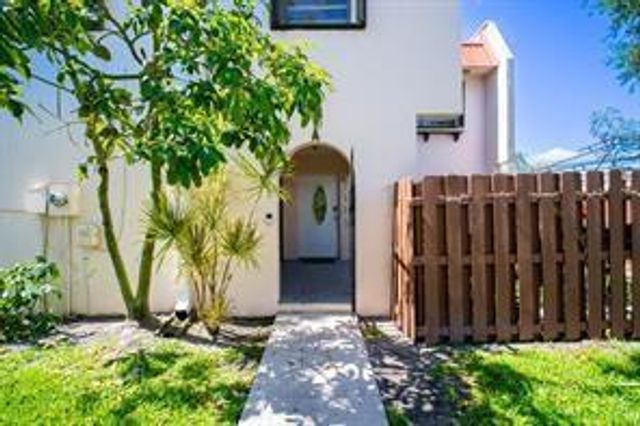 6363 Seven Springs Boulevard A, Greenacres, FL 33463