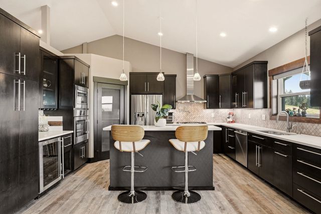 16421 N Dalton Rd, Spokane, WA 99208