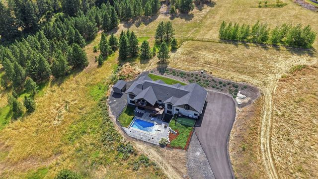 16421 N Dalton Rd, Spokane, WA 99208